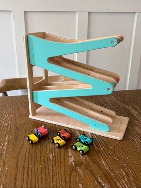 Lovevery Wooden Race & Chase Ramp Track with cars